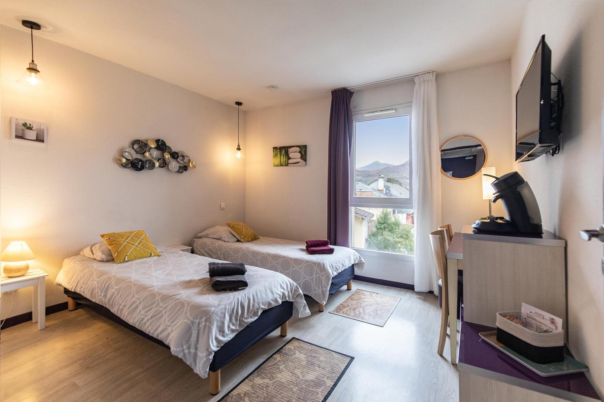 Tithome 1 - Gare, Centre Ville, Vue Montagne Et Chateau Lourdes Exterior foto